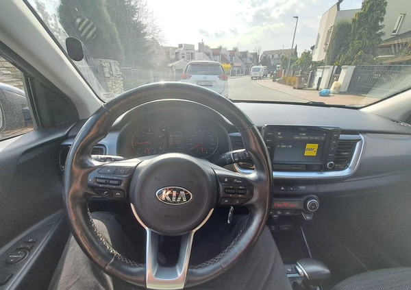 Kia Stonic cena 63000 przebieg: 130000, rok produkcji 2019 z Kalisz małe 106